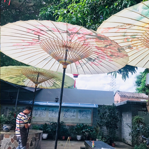 户外庭院油纸伞